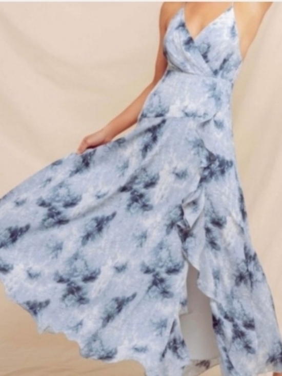 Astr Dresses & Skirts - ASTR the Label Light Blue Tie-Dye Midi Slip Dress Medium 🌞